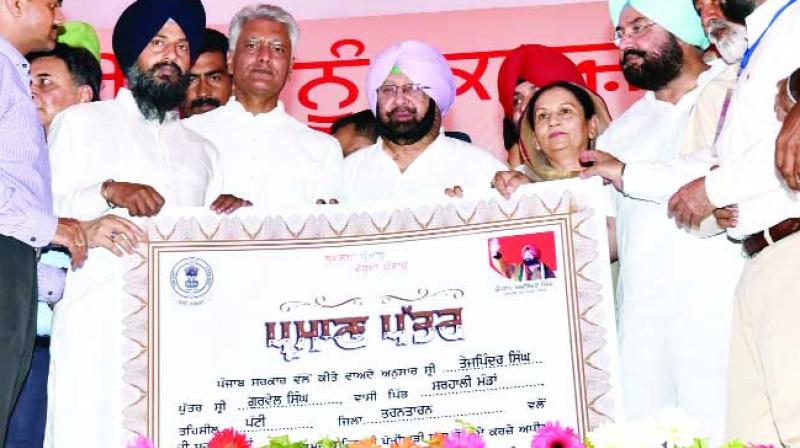 Distribution of credit certificates to farmers Distribution of credit certificates to farmers
