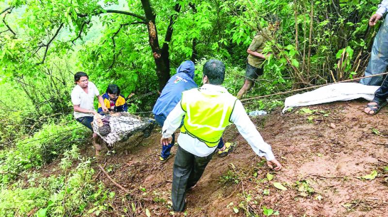Relief Workers at accident Spot Relief Workers at accident Spot