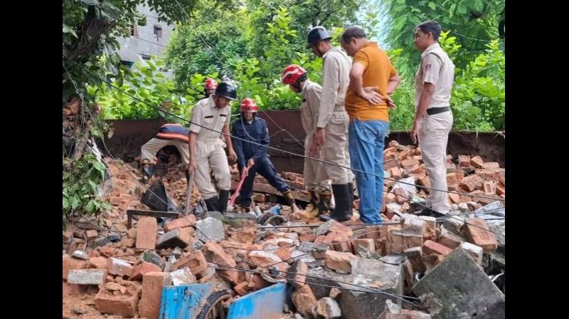 One person died due to wall collapse One person died due to wall collapse