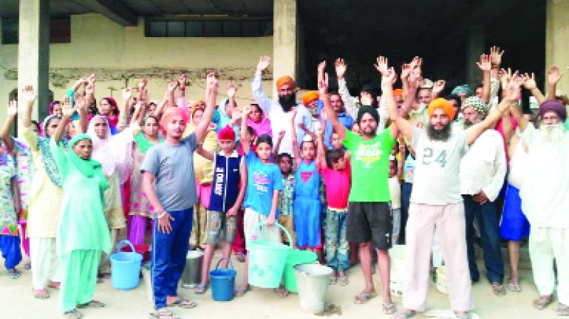 People Suffering Without Water People Suffering Without Water