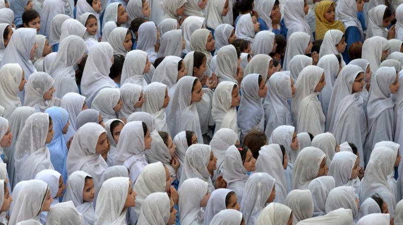 Hundreds of Pakistani girls sold as brides to Chinese men Hundreds of Pakistani girls sold as brides to Chinese men