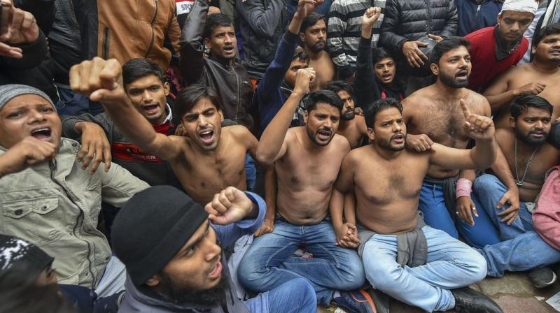3 IITs student join Jamia AMU student 3 IITs student join Jamia AMU student