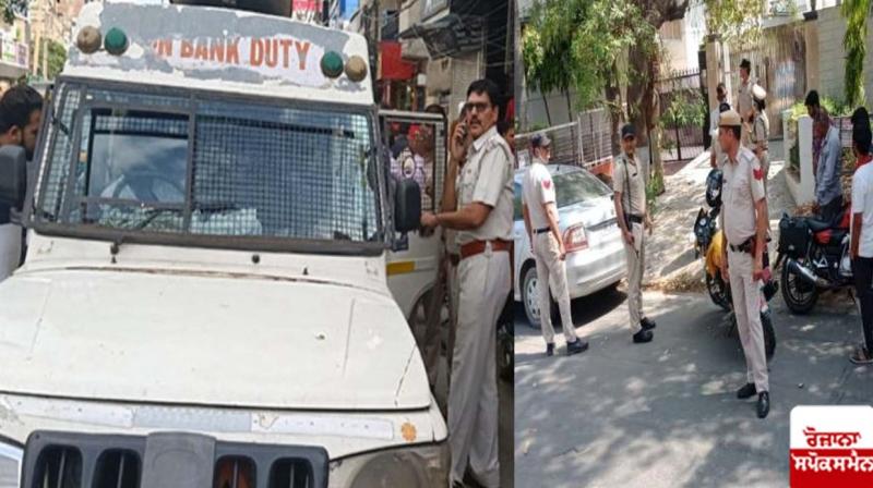 Rs 3 crore looted in cash van in Rohtak Rs 3 crore looted in cash van in Rohtak