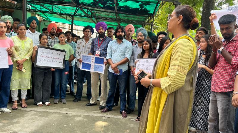 SGGS College prayed for the flood affected people, expressed solidarity SGGS College prayed for the flood affected people, expressed solidarity