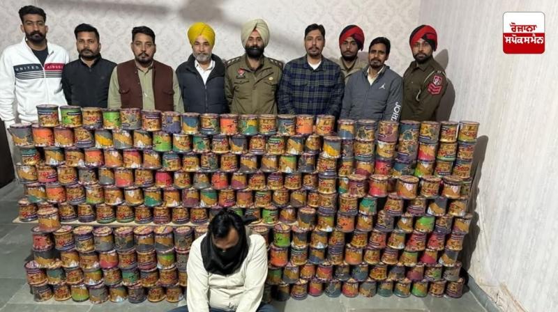 Bathinda police arrested a person with 400 pieces of china door Bathinda police arrested a person with 400 pieces of china door