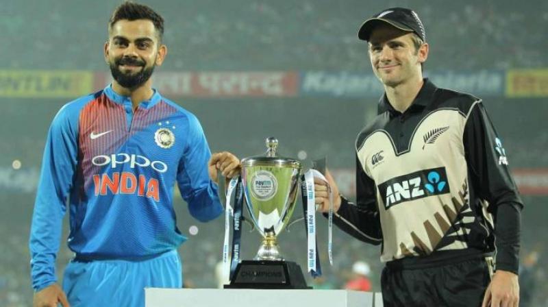 Virat Kholi & Kane Williamson with T20 trophy Virat Kholi & Kane Williamson with T20 trophy