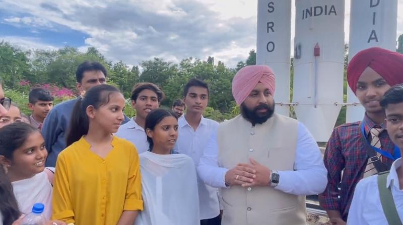 30 students of Schools of Eminence witness launch of ‘Chandrayaan 3’ under the leadership of Harjot Singh Bains