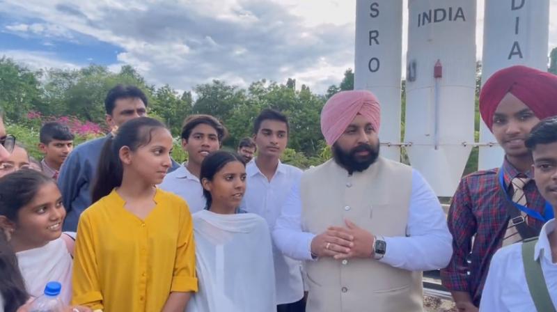 30 students of Schools of Eminence witness launch of ‘Chandrayaan 3’ under the leadership of Harjot Singh Bains 30 students of Schools of Eminence witness launch of ‘Chandrayaan 3’ under the leadership of Harjot Singh Bains