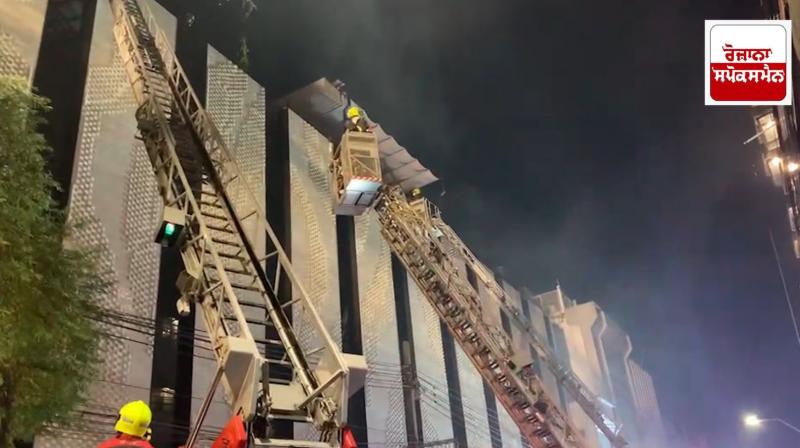 Fire breaks out in popular Bangkok hotel, kills three foreign tourists Fire breaks out in popular Bangkok hotel, kills three foreign tourists