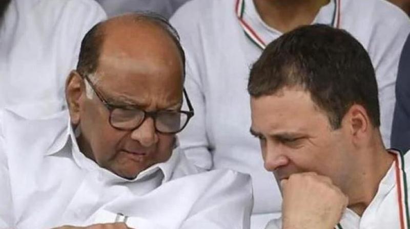 Sharad Yadav became active to get a cogress and AAP Sharad Yadav became active to get a cogress and AAP