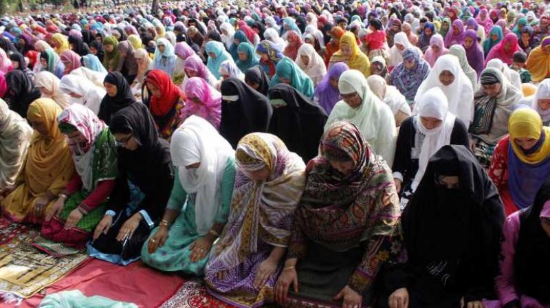 Muslim Women Prayers