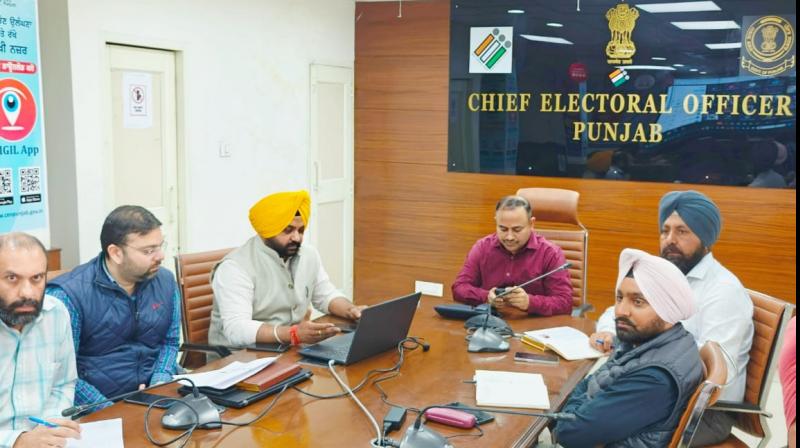 EC TO KEEP A STRICT VIGIL OVER THE PAID NEWS SOCIAL MEDIA DURING THE ENSUING Lok Sabha Election EC TO KEEP A STRICT VIGIL OVER THE PAID NEWS SOCIAL MEDIA DURING THE ENSUING Lok Sabha Election