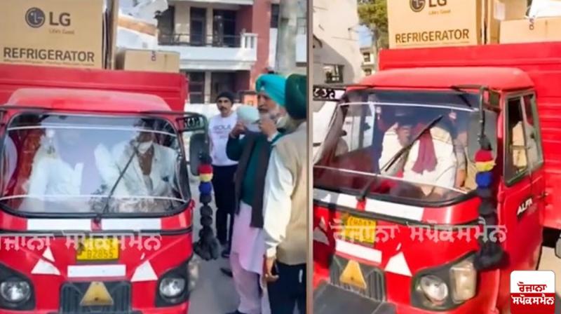 Congress leader Balbir Sidhu grabbed a tempo filled with AC, fridge and coolers in Mohali Congress leader Balbir Sidhu grabbed a tempo filled with AC, fridge and coolers in Mohali