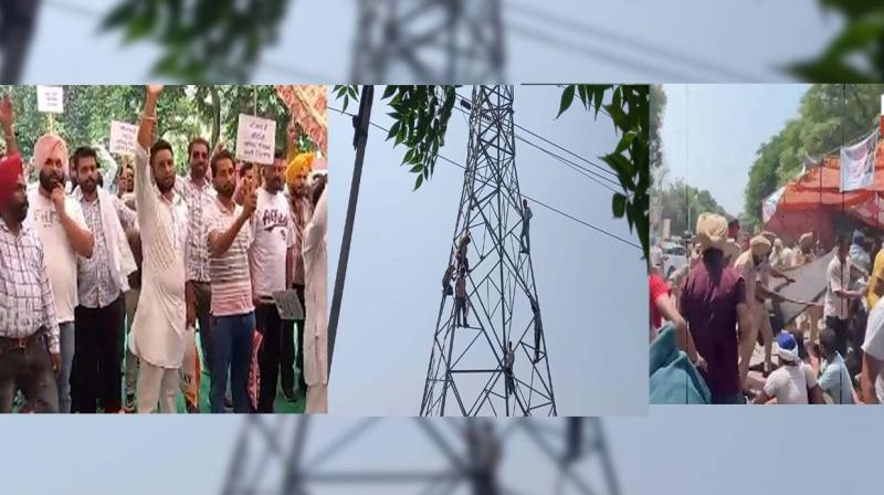 Jobless linemen lathi charged in Patiala Jobless linemen lathi charged in Patiala