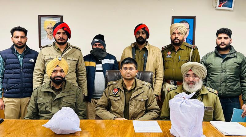 PUNJAB POLICE BUSTS CROSS-BORDER DRUG CARTEL PUNJAB POLICE BUSTS CROSS-BORDER DRUG CARTEL