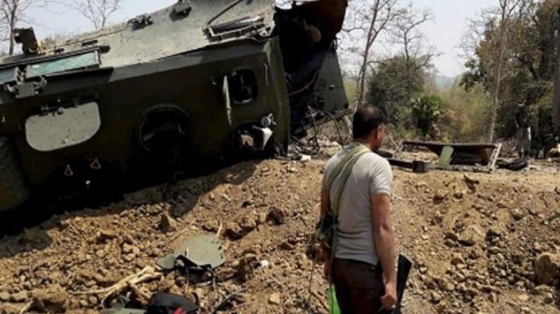 Naxals blow up bus in Chhattisgarh, 3 killed Naxals blow up bus in Chhattisgarh, 3 killed