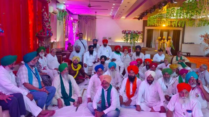 SKM Accuses Centre of Going Back on Its Written Promise SKM Accuses Centre of Going Back on Its Written Promise