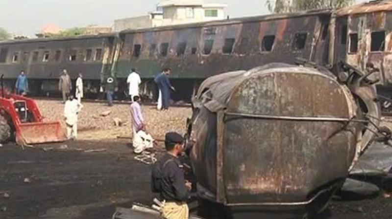 Tragic accident in Pakistan, 29 killed, most Sikh passenger
