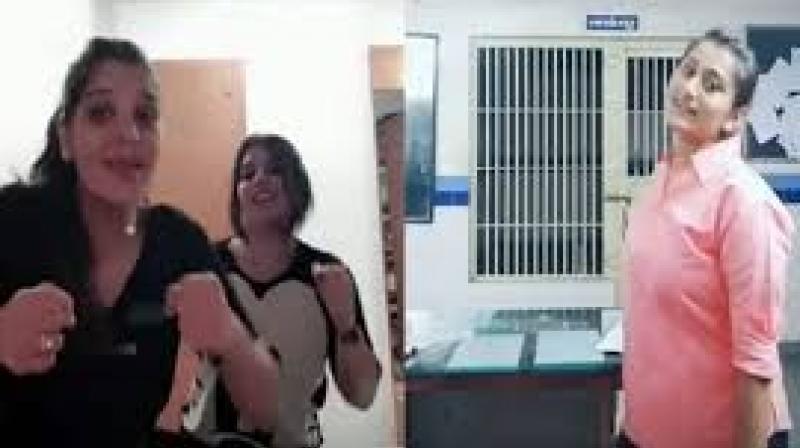 Police DSP Manjita Vanzara tiktok video Police DSP Manjita Vanzara tiktok video