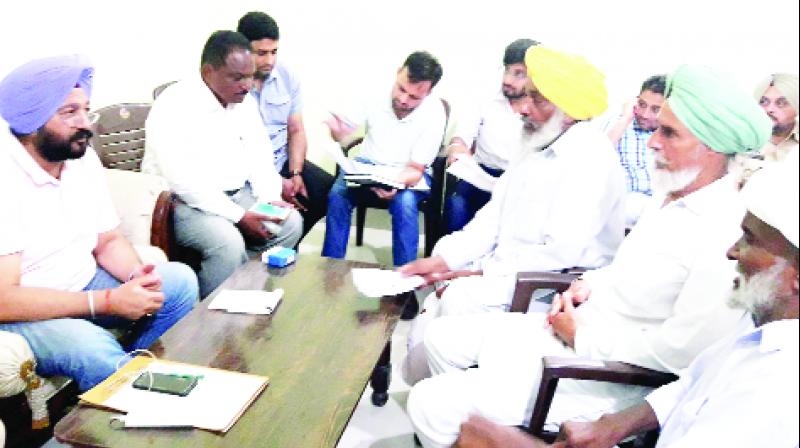 Gurpreet Singh Kangar With Powercom Officials Gurpreet Singh Kangar With Powercom Officials