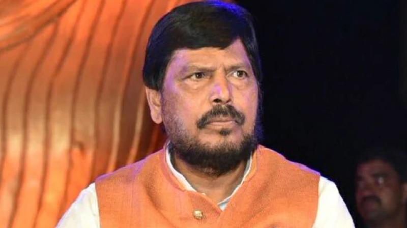 Ramdas Athawale takes a dig on Uddhav Thackeray