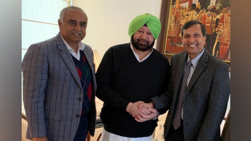 Dinkar Gupta DGP of Punjab meets CM Dinkar Gupta DGP of Punjab meets CM