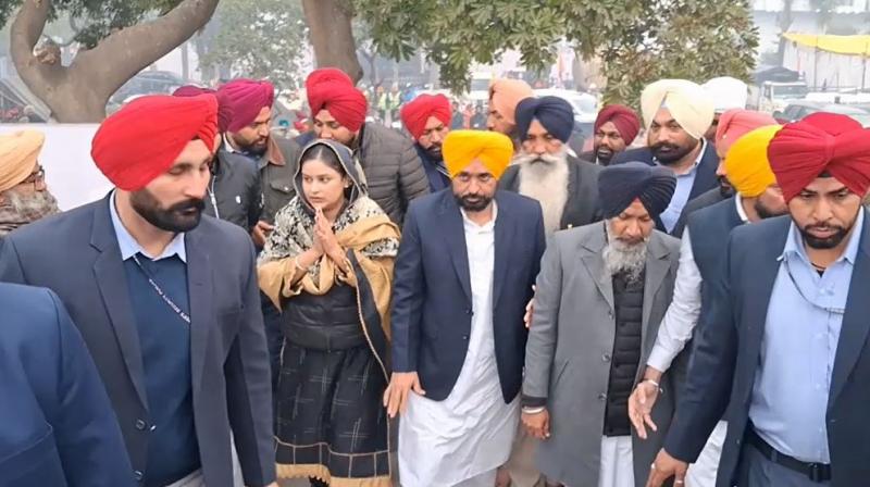 CM Bhagwant Mann paid obeisance at Sri Fatehgarh Sahib