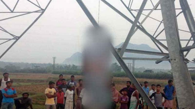 Curfew in West Bengal due to Murder of their Workers Curfew in West Bengal due to Murder of their Workers