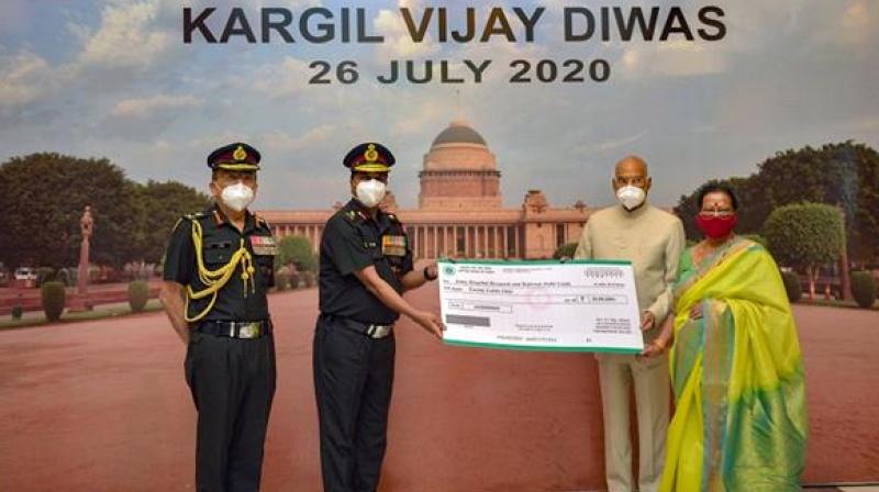 Ram Nath Kovind donates to Army Hospital