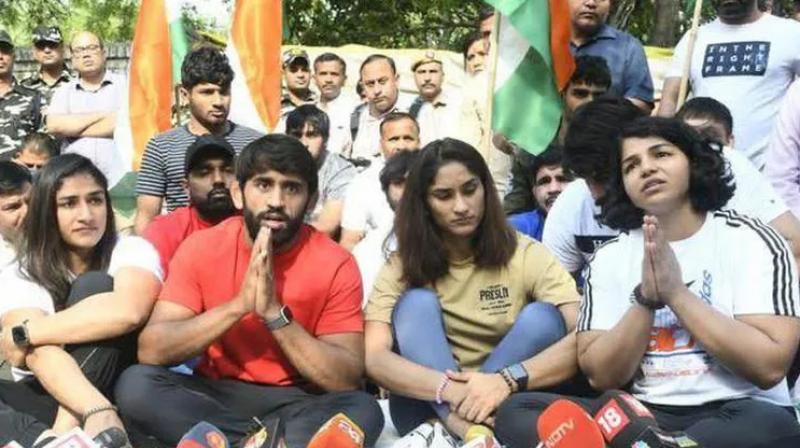 Neeraj Chopra, Kapil Dev lead Indian sporting icons lending support to protesting wrestlers Neeraj Chopra, Kapil Dev lead Indian sporting icons lending support to protesting wrestlers
