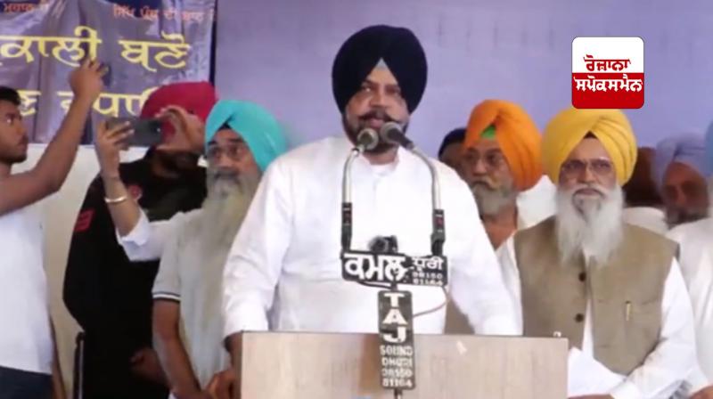 ਮਨਪ੍ਰੀਤ ਇਆਲੀ ਨੇ ਵਰਕਰਾਂ ਦਾ ਕੀਤਾ ਧੰਨਵਾਦ ਮਨਪ੍ਰੀਤ ਇਆਲੀ ਨੇ ਵਰਕਰਾਂ ਦਾ ਕੀਤਾ ਧੰਨਵਾਦ