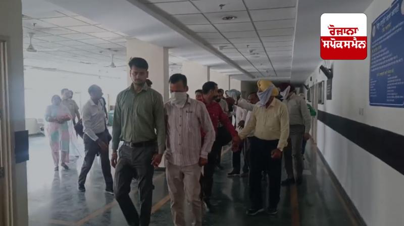 ਸਾਬਕਾ IPS ਅਧਿਕਾਰੀ D.S. ਗਰਚਾ ਸਣੇ ਚਾਰ ਜਣੇ ਭ੍ਰਿਸ਼ਟਾਚਾਰ ਦੇ ਦੋਸ਼ੀ ਕਰਾਰ ਸਾਬਕਾ IPS ਅਧਿਕਾਰੀ D.S. ਗਰਚਾ ਸਣੇ ਚਾਰ ਜਣੇ ਭ੍ਰਿਸ਼ਟਾਚਾਰ ਦੇ ਦੋਸ਼ੀ ਕਰਾਰ