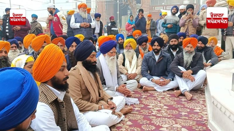 Bhai Amritpal Singh's father at Sri Akal Takht Sahib Latest News in Punjabi Bhai Amritpal Singh's father at Sri Akal Takht Sahib Latest News in Punjabi