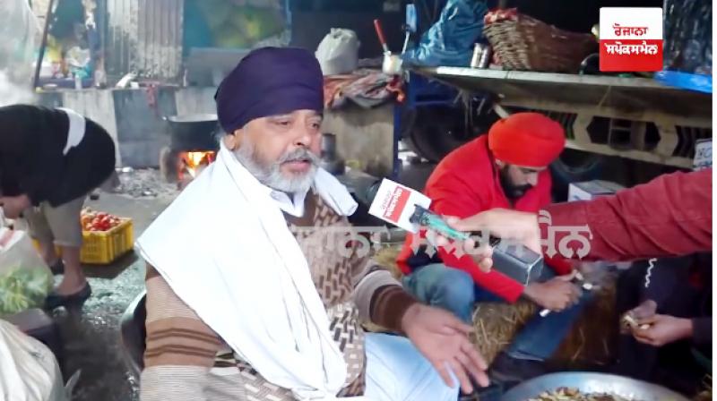 The courage of farmers is strong even in rain and cold The courage of farmers is strong even in rain and cold