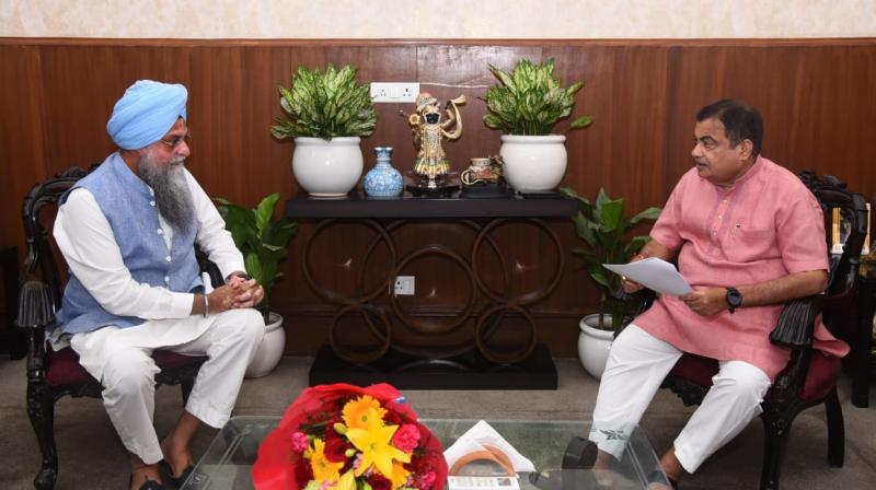 Punjab Speaker Kultar Sandhwan meets Union Minister Nitin Gadkari Punjab Speaker Kultar Sandhwan meets Union Minister Nitin Gadkari