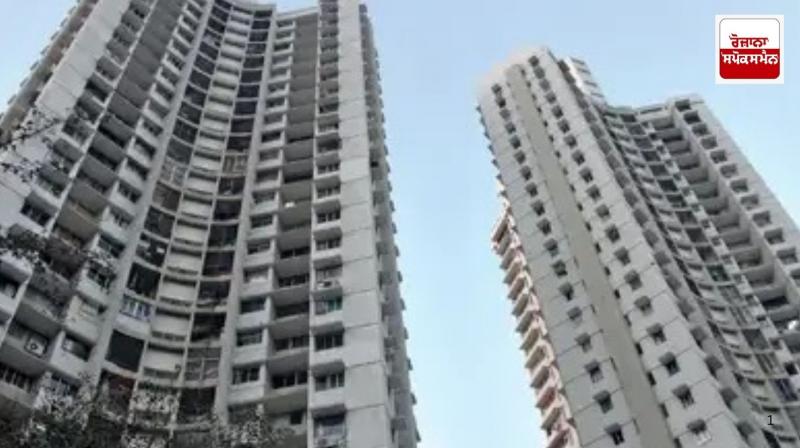 Mumbai Suicide: Woman jumps from 23rd floor of building in Mumbai Mumbai Suicide: Woman jumps from 23rd floor of building in Mumbai