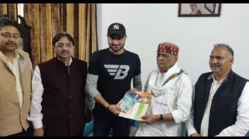 BJP state leader met with Harbhajan BJP state leader met with Harbhajan