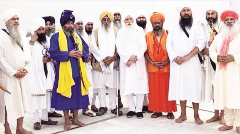 Baba Sarabjot Singh Bedi, Sewa Singh and others Baba Sarabjot Singh Bedi, Sewa Singh and others