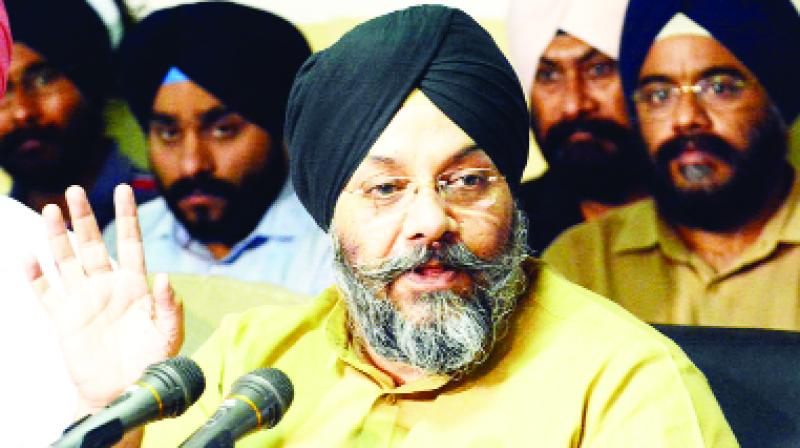 Manjeet Singh GK Talking to the Journalist Manjeet Singh GK Talking to the Journalist