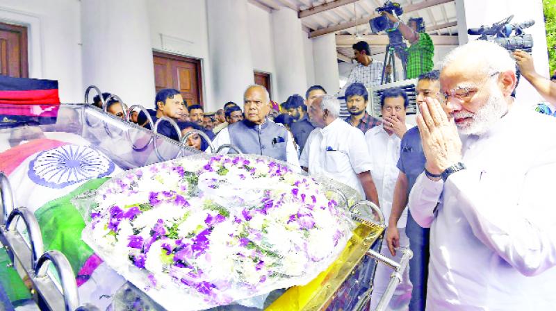 Paying tributes to Karunanidhi, Prime Minister Narendra Modi Paying tributes to Karunanidhi, Prime Minister Narendra Modi