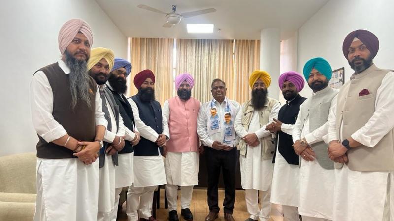 Congress leader Naresh Kataria joined AAP Congress leader Naresh Kataria joined AAP