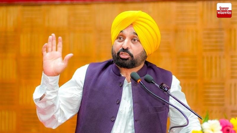 Bhagwant Singh Mann government's new flag, litchi from Pathankot delivered to England Bhagwant Singh Mann government's new flag, litchi from Pathankot delivered to England