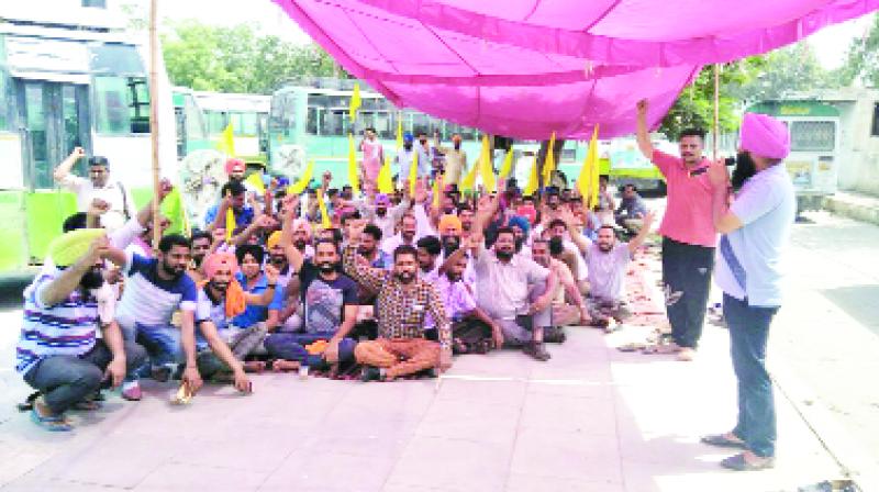 PUNBUS Leaders Protesting PUNBUS Leaders Protesting