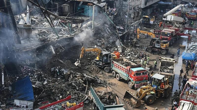 Karachi shopping plaza fire death toll reaches 28