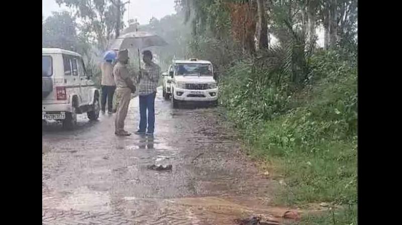 Gangster Firing on police Gangster Firing on police