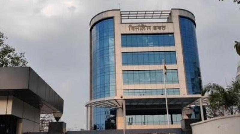 A case has been registered by the Vigilance Bureau on charge of accepting a bribe of Rs 20,000 by the sub-inspector.Punjab Vigilance Bureau A case has been registered by the Vigilance Bureau on charge of accepting a bribe of Rs 20,000 by the sub-inspector.Punjab Vigilance Bureau