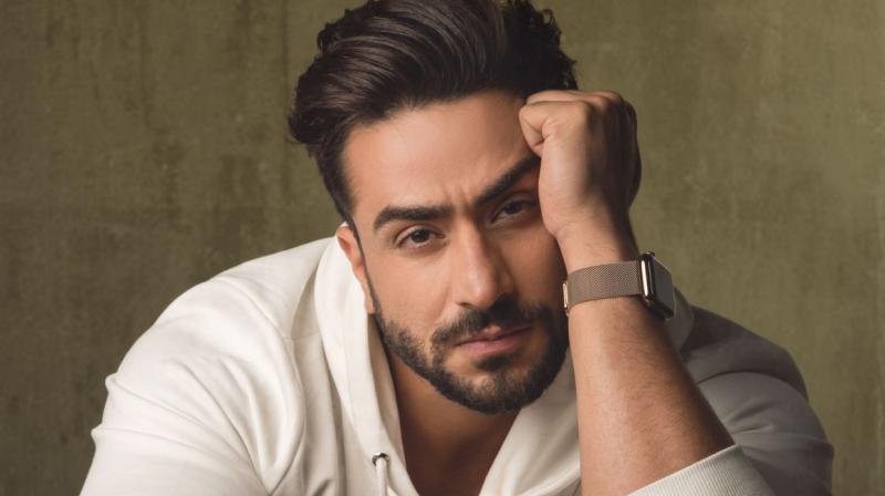 Aly goni