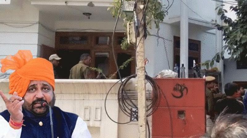 Karni Sena chief shot dead by unidentified assailants Karni Sena chief shot dead by unidentified assailants