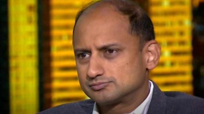 RBI deputy governor viral acharya quits before his six month his term ends?