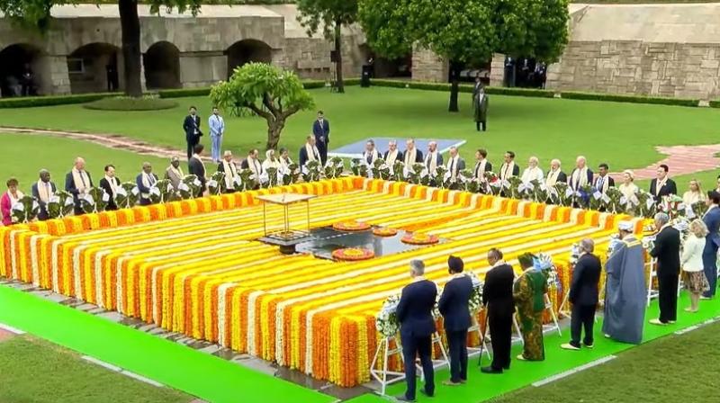 G-20 leaders paid tribute to Father of the Nation Mahatma Gandhi at Rajghat G-20 leaders paid tribute to Father of the Nation Mahatma Gandhi at Rajghat